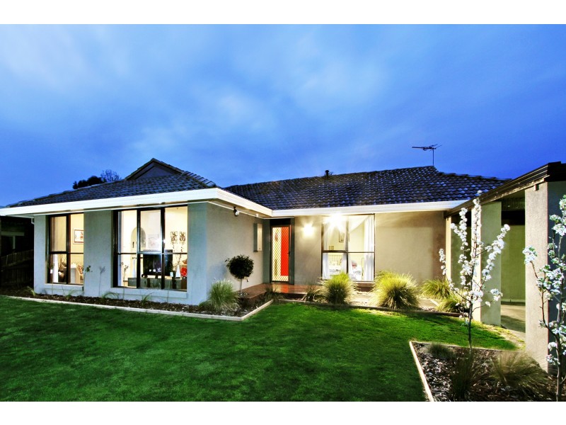 19 Antares Avenue, Sale VIC 3850