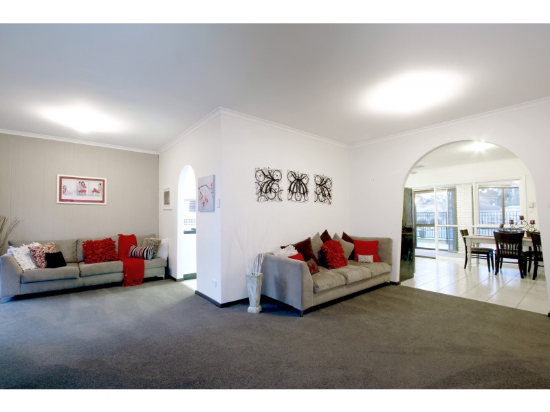 19 Antares Avenue, Sale VIC 3850