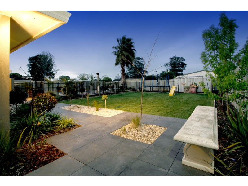 19 Antares Avenue, Sale VIC 3850