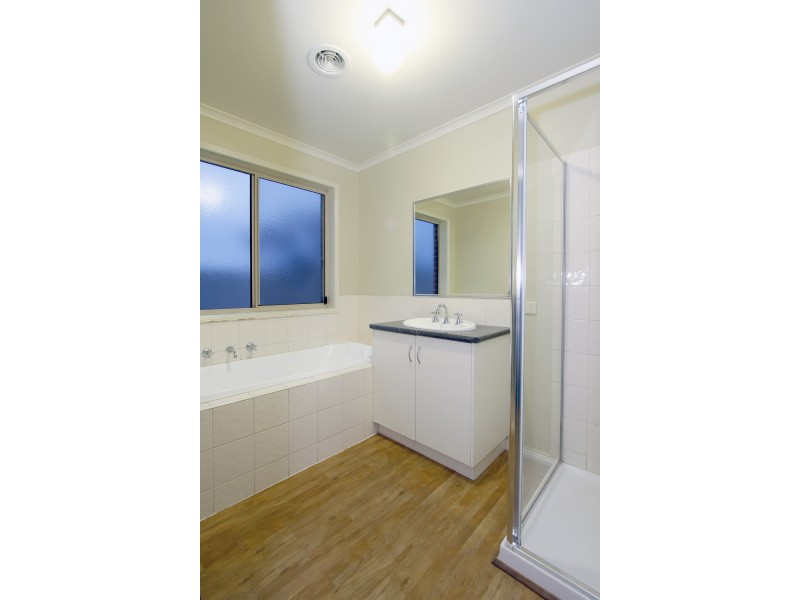 28 Marilyn Way, Sale VIC 3850