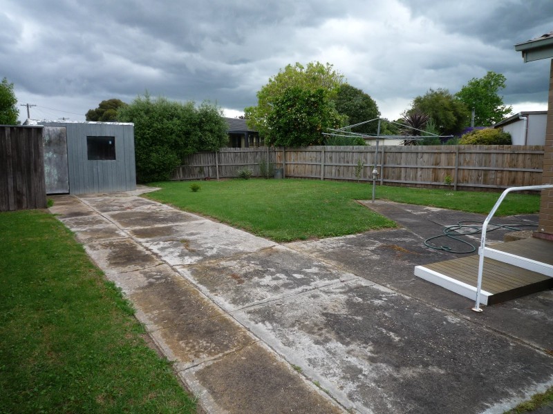 44 Jackson Avenue, Sale VIC 3850