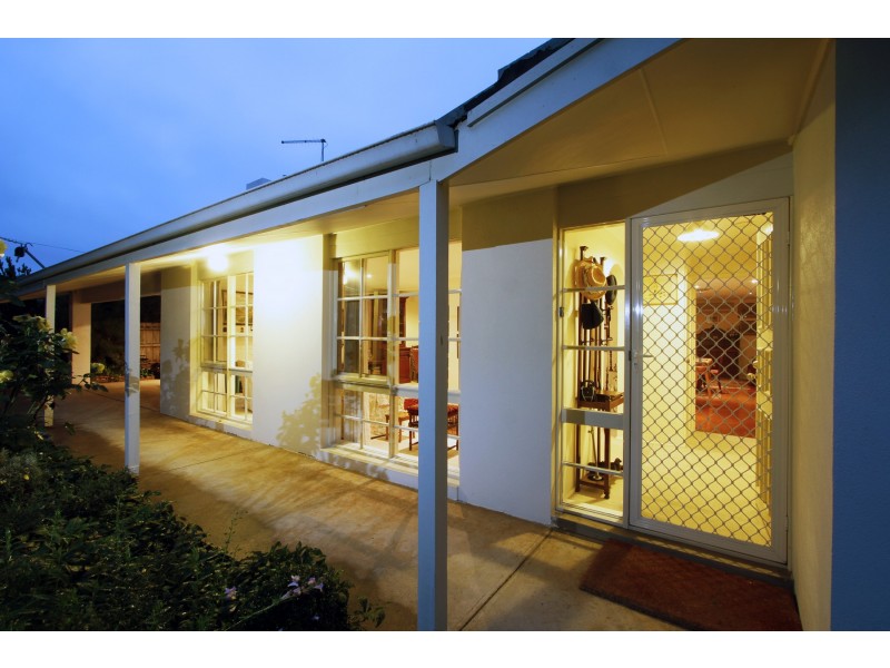 5 Allambie Road, Sale VIC 3850