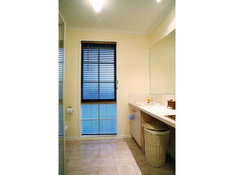 16 Acacia Court, Sale VIC 3850