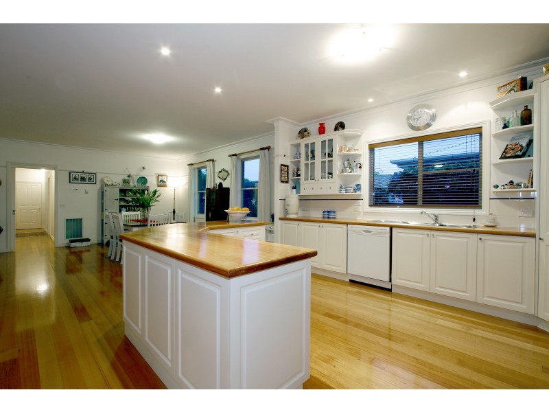 8 Codrington Street, Sale VIC 3850