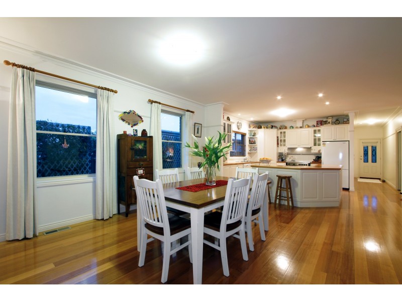 8 Codrington Street, Sale VIC 3850