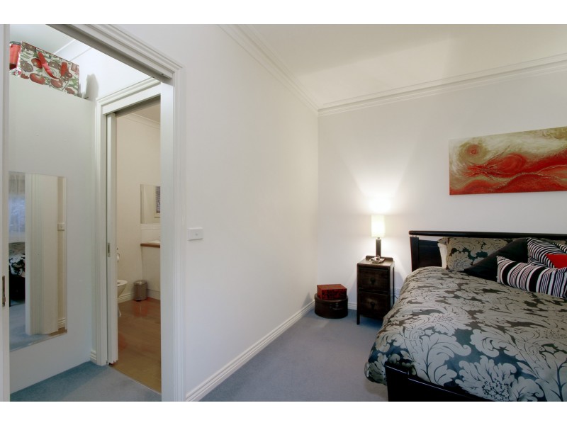 8 Codrington Street, Sale VIC 3850