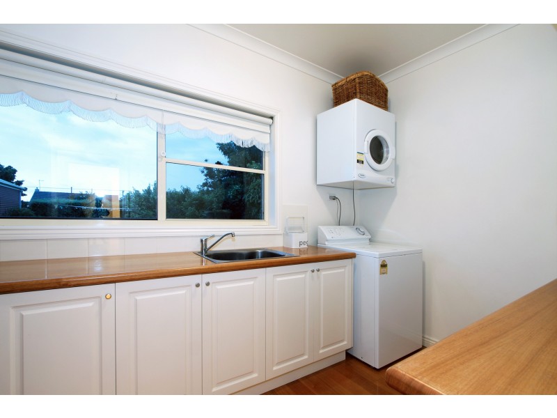 8 Codrington Street, Sale VIC 3850