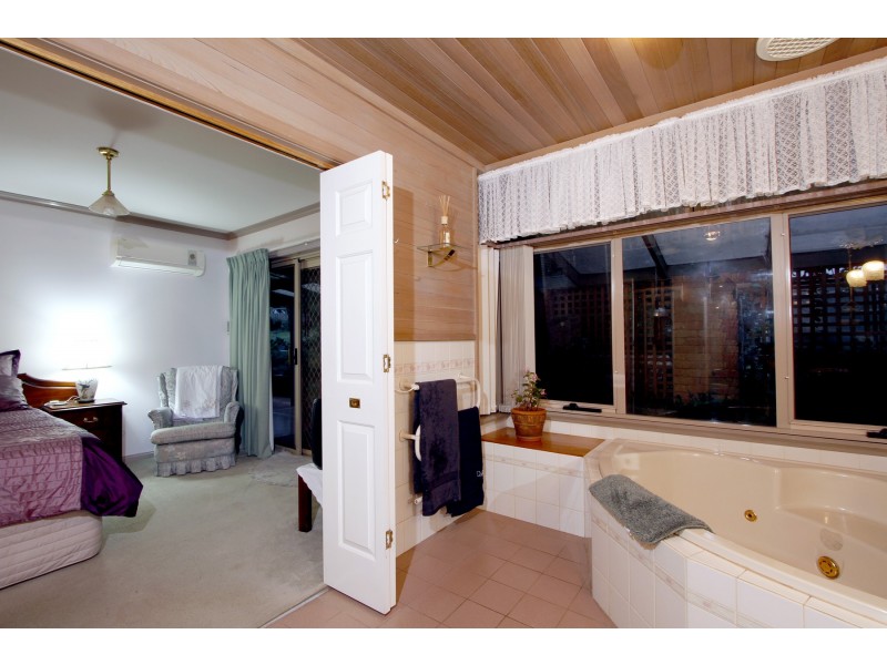 389 Redbank Road, Stratford VIC 3862