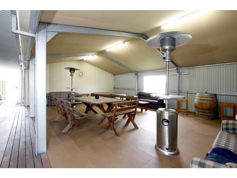 202 202 Cobains Est Road, Cobains VIC 3851