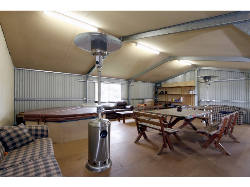 202 202 Cobains Est Road, Cobains VIC 3851