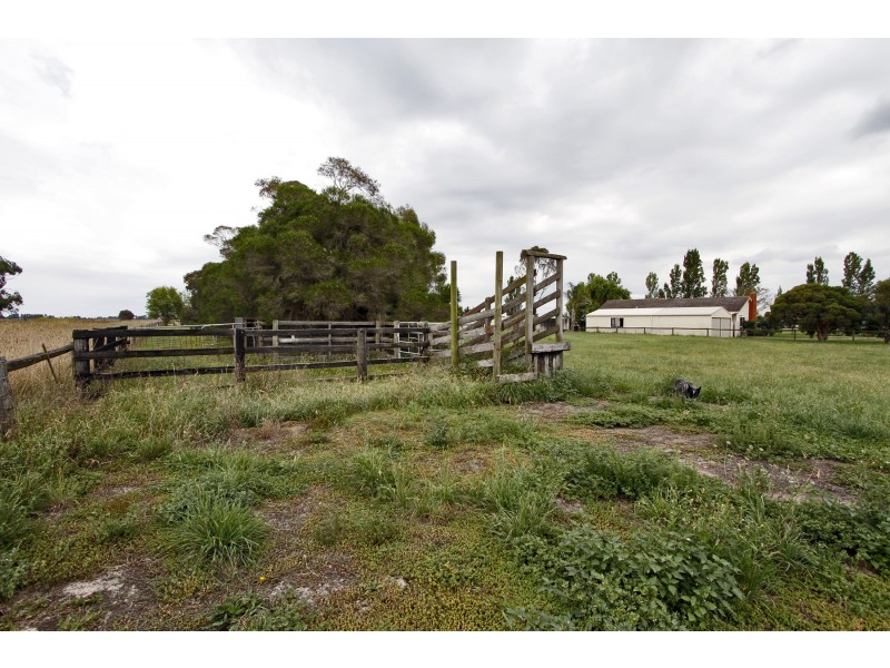 202 202 Cobains Est Road, Cobains VIC 3851