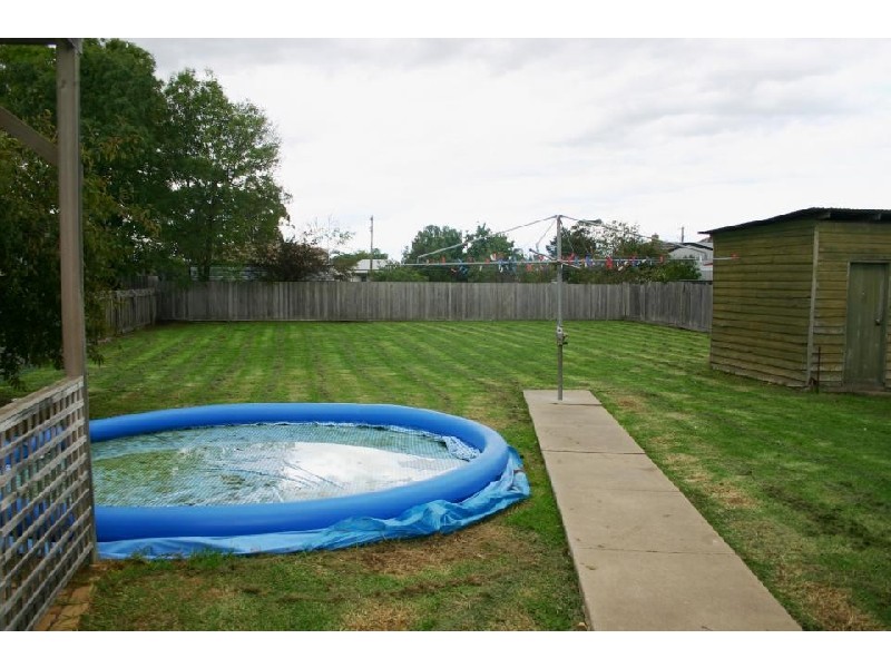 14 Glass Street, Sale VIC 3850