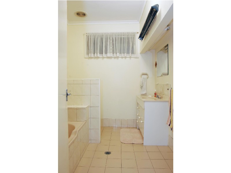 23 Hutchison Street, Sale VIC 3850