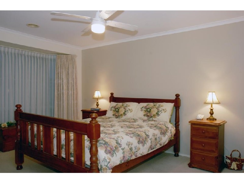 1 Ibis Avenue, Sale VIC 3850