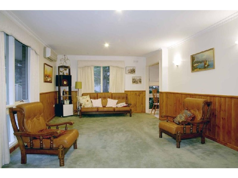 8 Julie Court, Sale VIC 3850