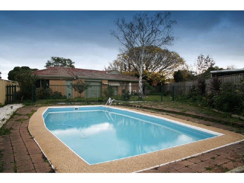 8 Julie Court, Sale VIC 3850