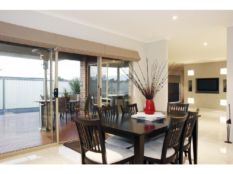 4 Gilchrist Court, Stratford VIC 3862