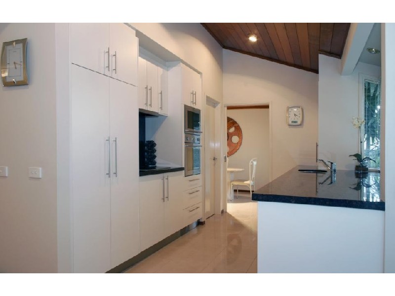 11 Nest Court, Sale VIC 3850