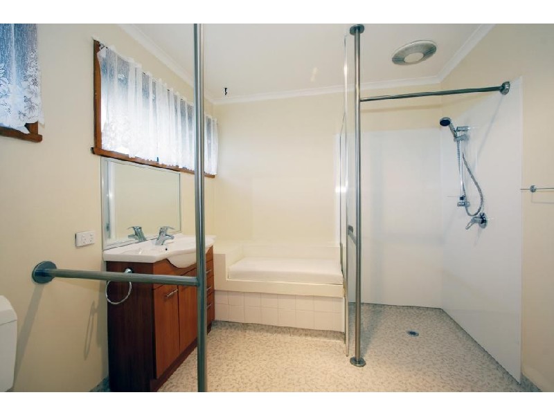 2/95 Marley Street, Sale VIC 3850