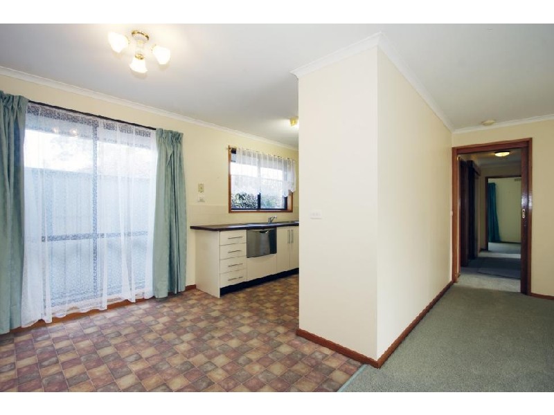 2/95 Marley Street, Sale VIC 3850