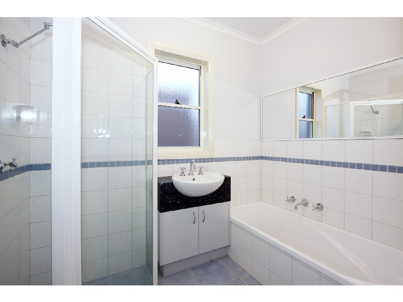 1/63 Marley Street, Sale VIC 3850