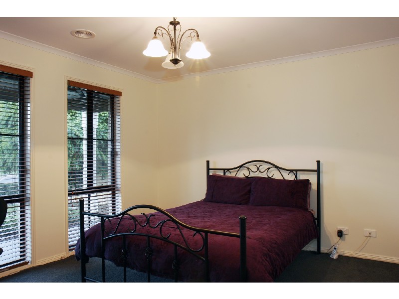 16 Marilyn Way, Sale VIC 3850