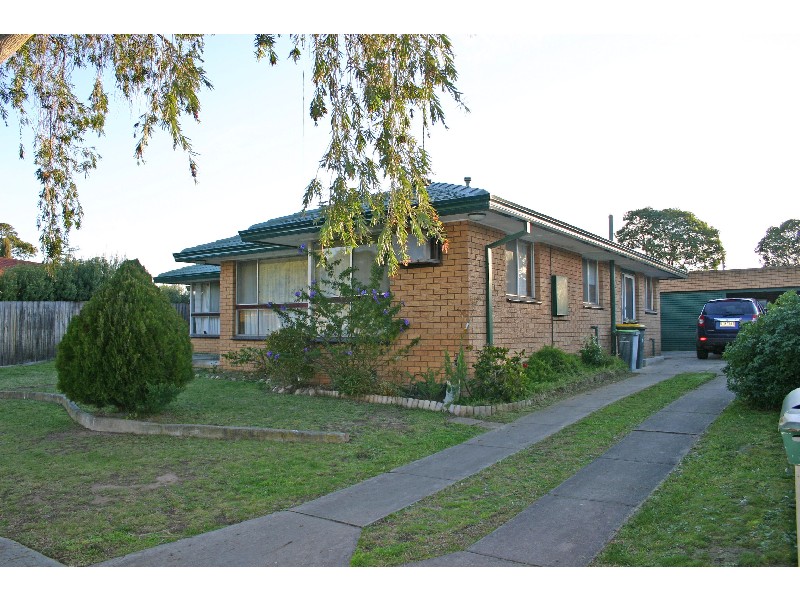 12 Sandra Court, Sale VIC 3850