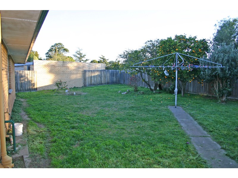 12 Sandra Court, Sale VIC 3850