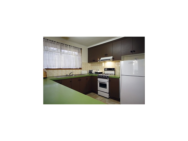 4 Ellen Way, Sale VIC 3850