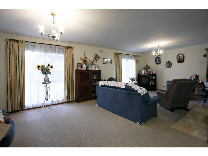 4 Ellen Way, Sale VIC 3850