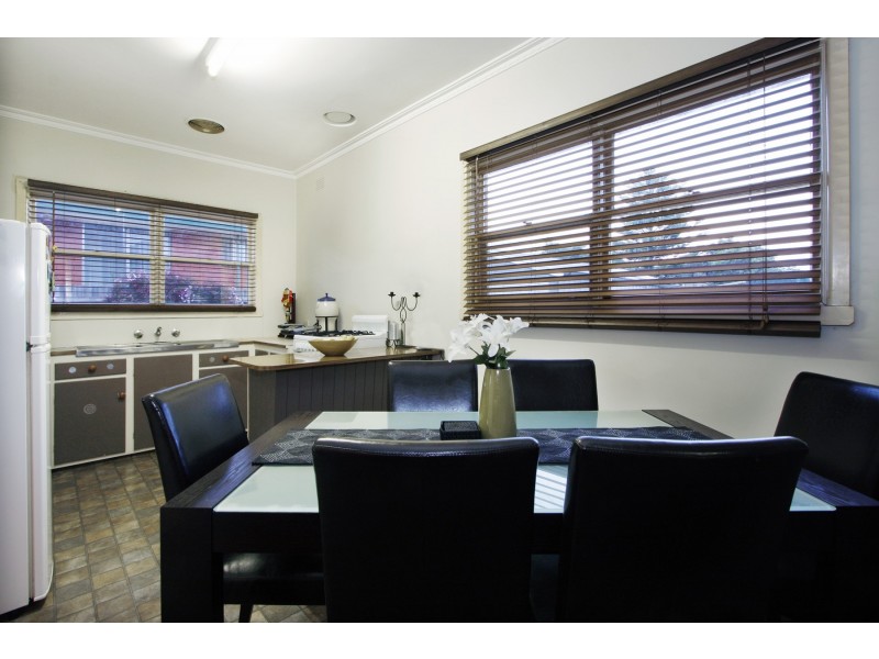 212 Guthridge Parade, Sale VIC 3850