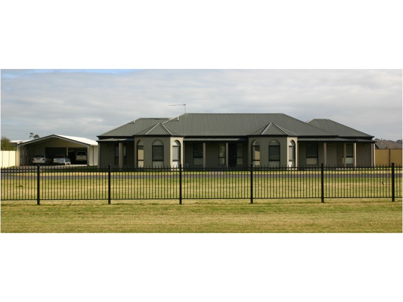 1669 Settlement Road, Wurruk VIC 3850