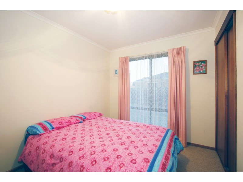 1 Loughnan Court, Wurruk VIC 3850