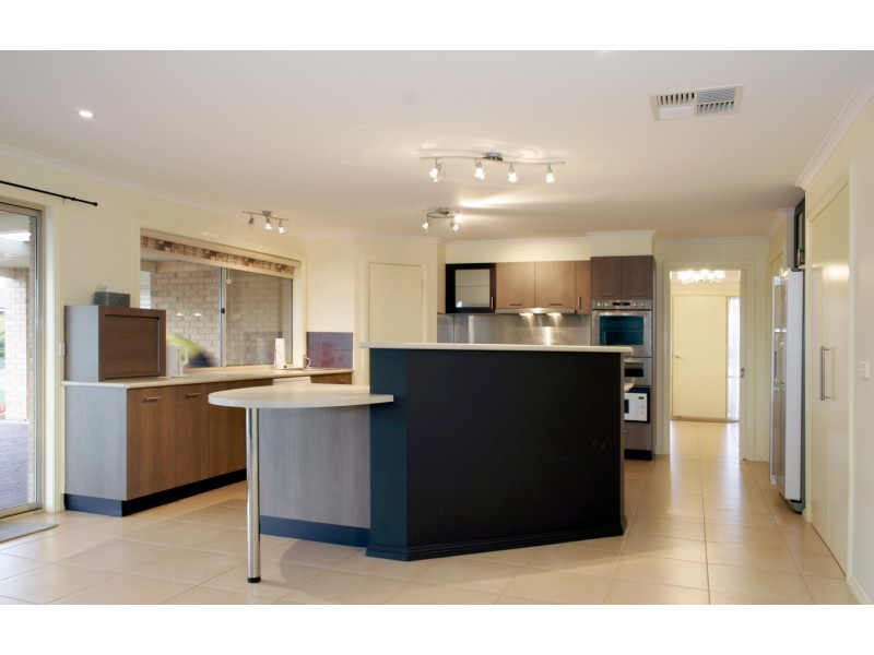 21 Dowling Court, Wurruk VIC 3850