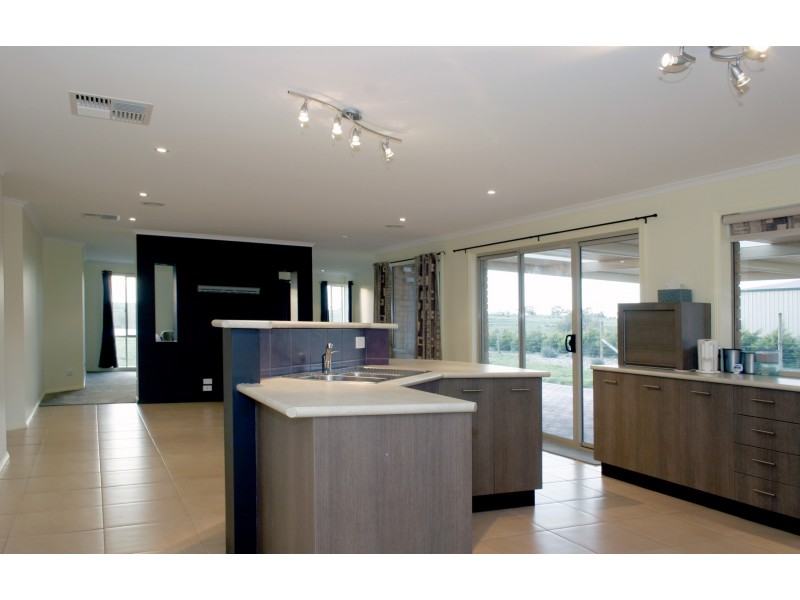 21 Dowling Court, Wurruk VIC 3850