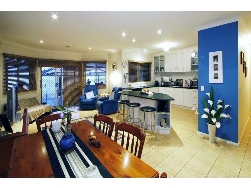 16 Pelican Street, Sale VIC 3850