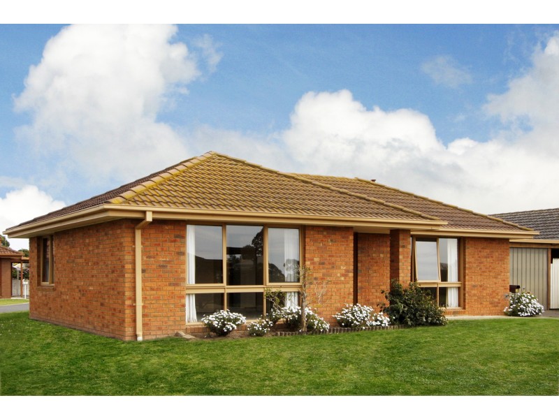 14 Jacaranda Drive, Sale VIC 3850