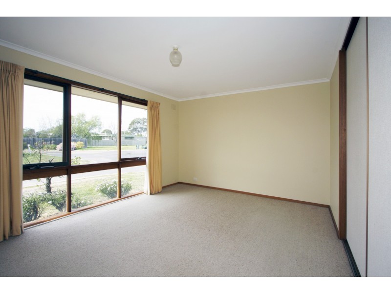 14 Jacaranda Drive, Sale VIC 3850