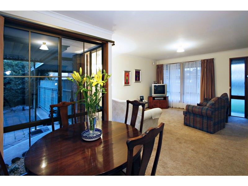 19 Helen Crescent, Sale VIC 3850