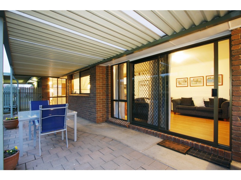 19 Helen Crescent, Sale VIC 3850