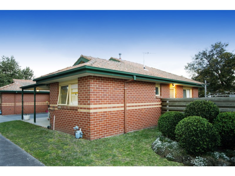 2/19 Desailly Street, Sale VIC 3850