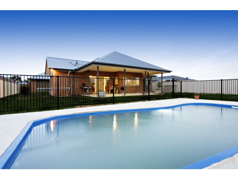 30 Marilyn Way, Sale VIC 3850