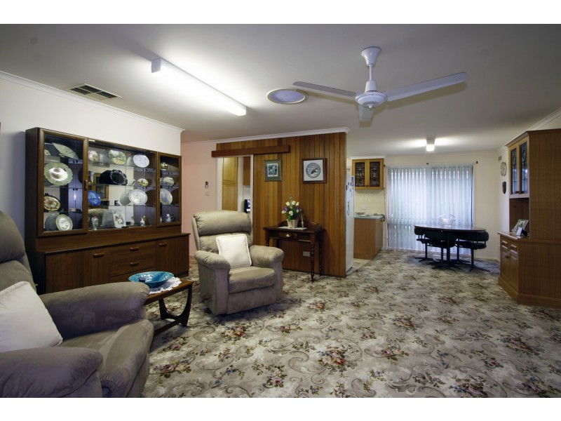 14 Phillip Crescent, Sale VIC 3850