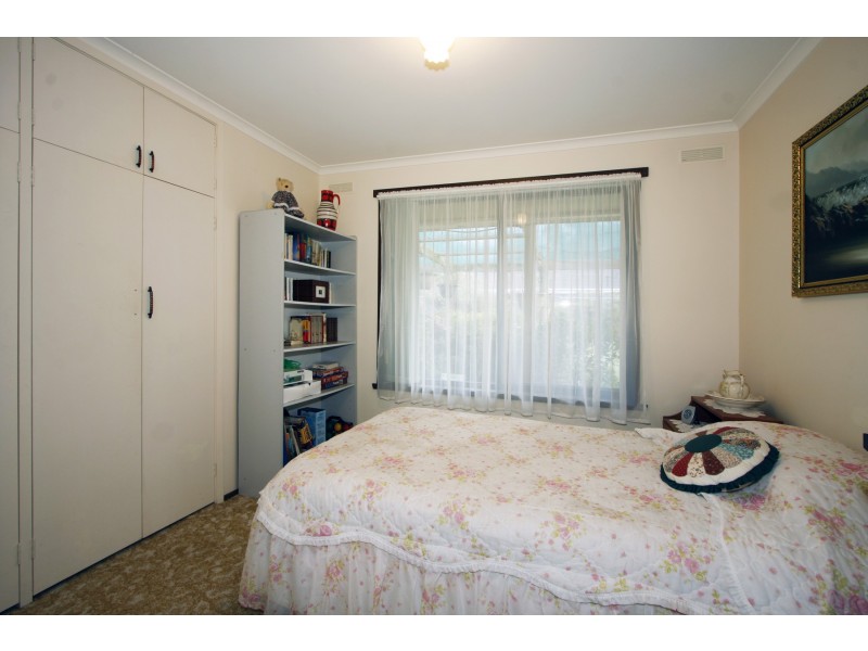 14 Phillip Crescent, Sale VIC 3850