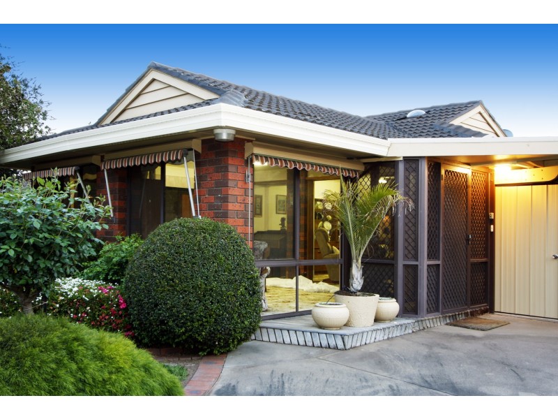 14 Phillip Crescent, Sale VIC 3850