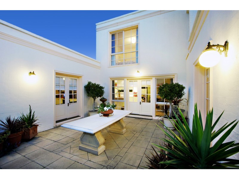 21 Woodburne Drive, Sale VIC 3850