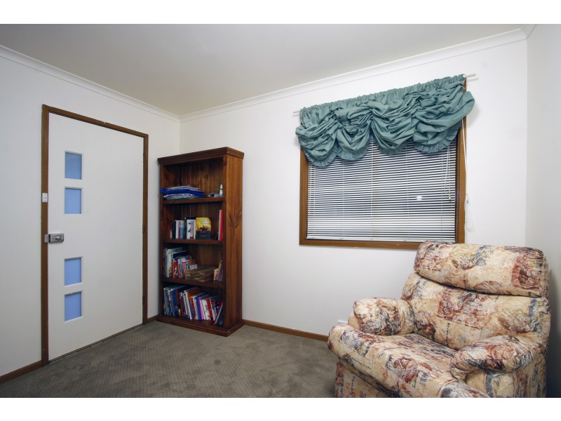 34 Helen Crescent, Sale VIC 3850