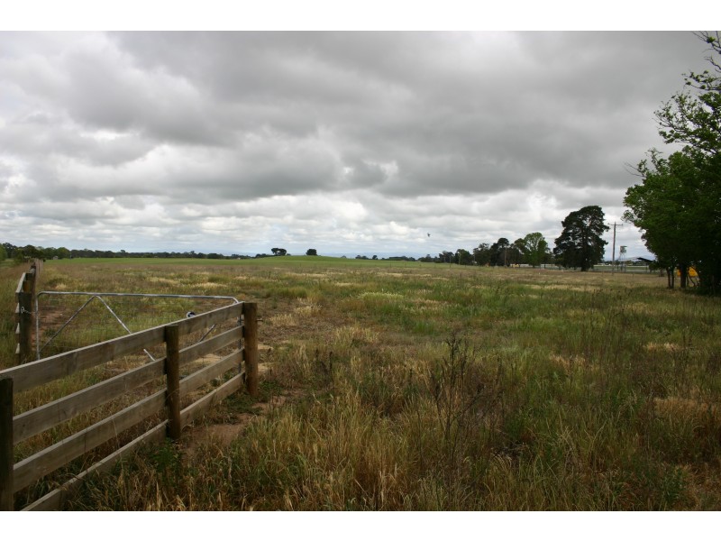 Tangees Road, Sale VIC 3850