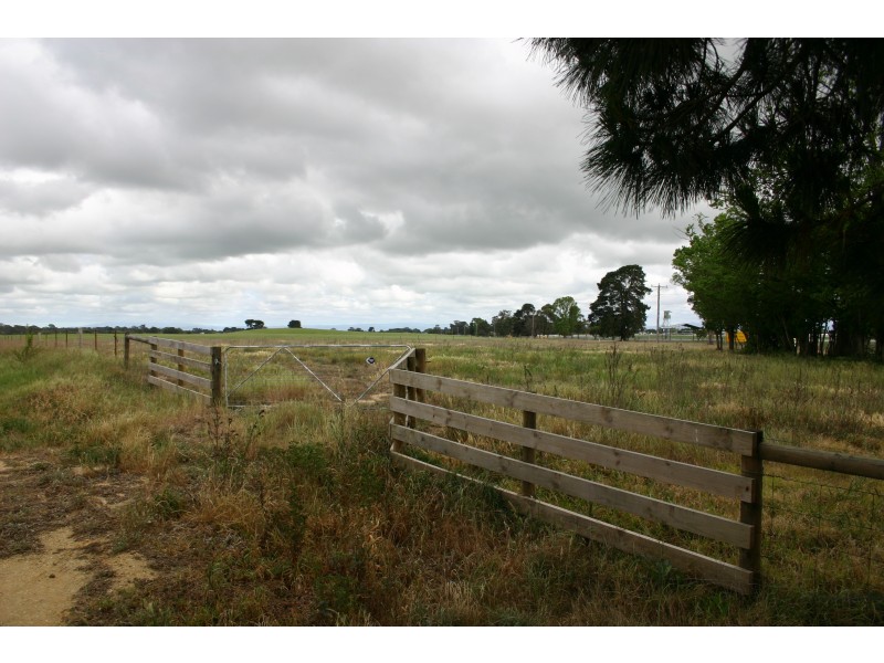 Tangees Road, Sale VIC 3850