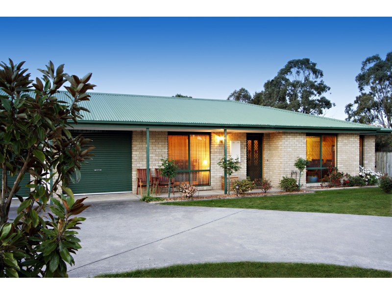 2/110 Tyers Street, Stratford VIC 3862